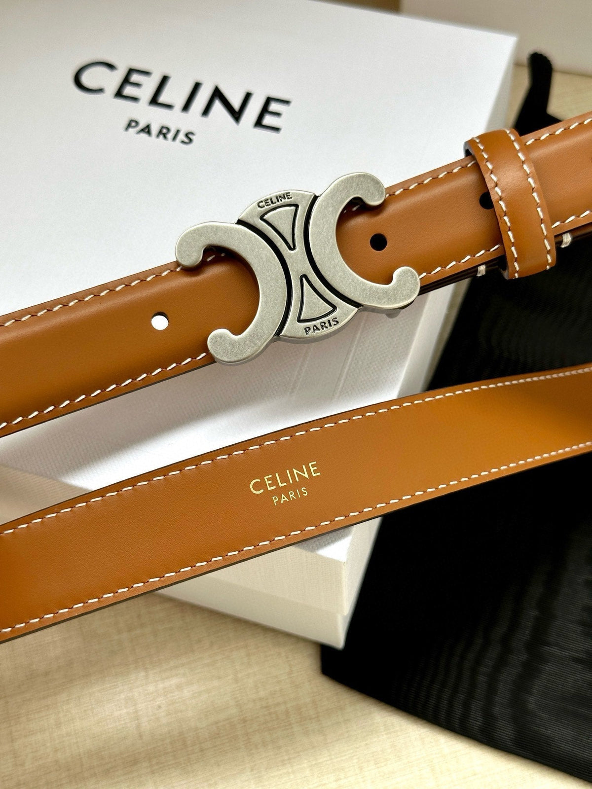 CELINE 25S BELT TRIOMPHE TAURILLON 25MM IN CARAMEL CALFSKIN 557499